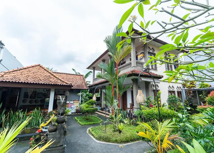 Surawan Bisma Affittacamere 3*